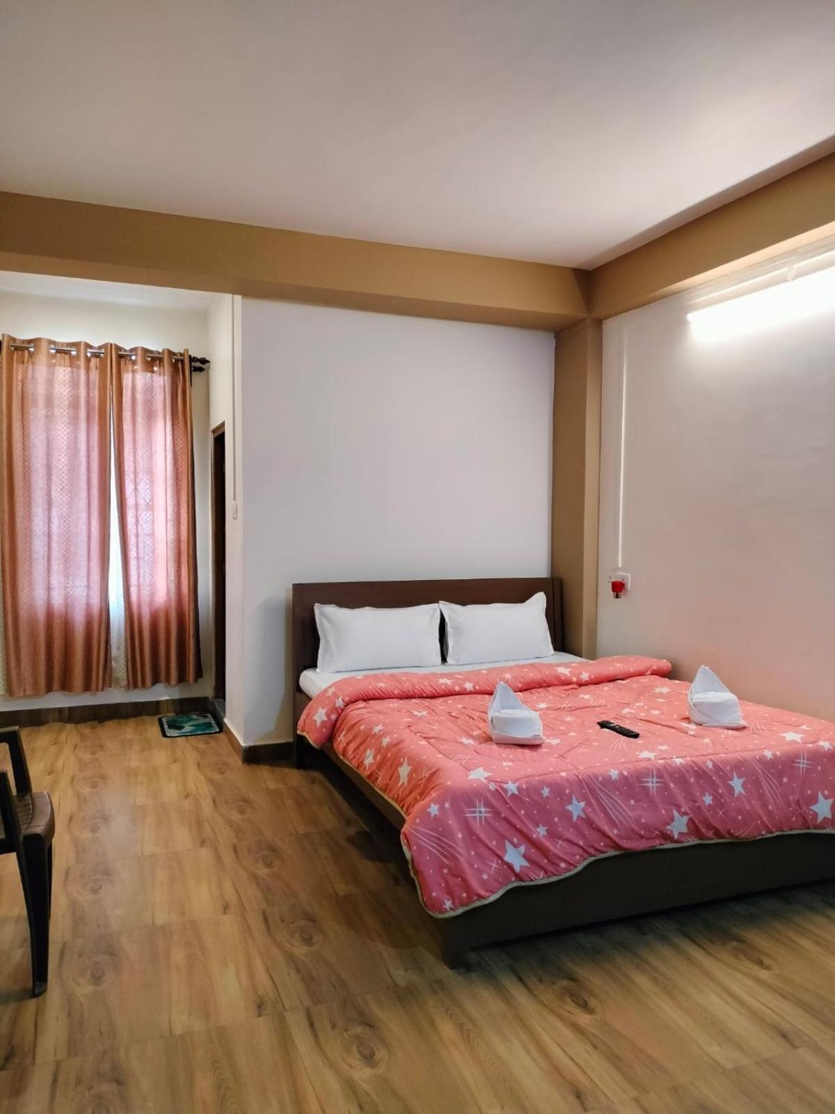 Aroma Inn Shillong Exterior foto